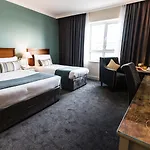 Celtic Ross & Leisure Centre 4*