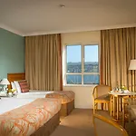 Celtic Ross & Leisure Centre 4*