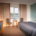 Hotel Celtic Ross & Leisure Centre 4*
