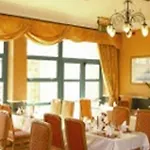 Celtic Ross & Leisure Centre 4*
