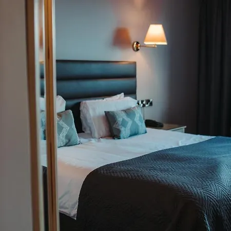 Celtic Ross & Leisure Centre 4*