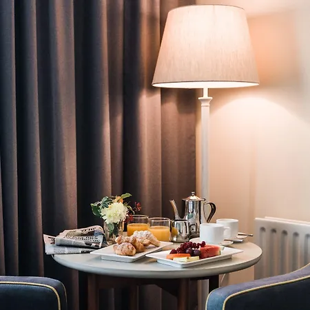 Celtic Ross & Leisure Centre 4*