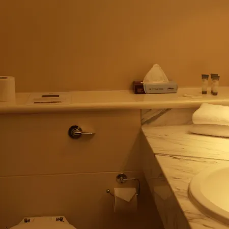 Celtic Ross & Leisure Centre 4*