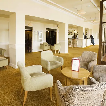 Hotel Celtic Ross & Leisure Centre 4*