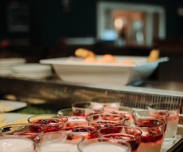 Celtic Ross & Leisure Centre Росс-Карбери