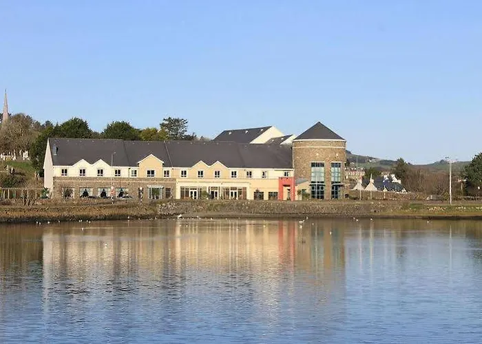 Celtic Ross & Leisure Centre Отель